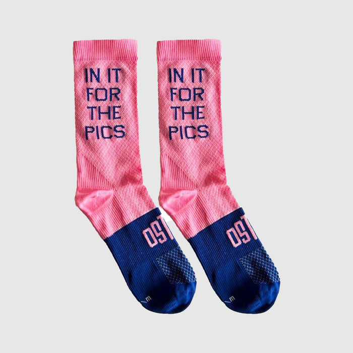 In It For The Pics Socks – Ostroy